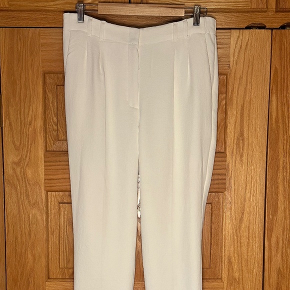 Express - Cream Textured Dress Pants - Size 10 - Picture 1 of 4